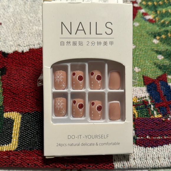 Accessories - Short Christmas nails